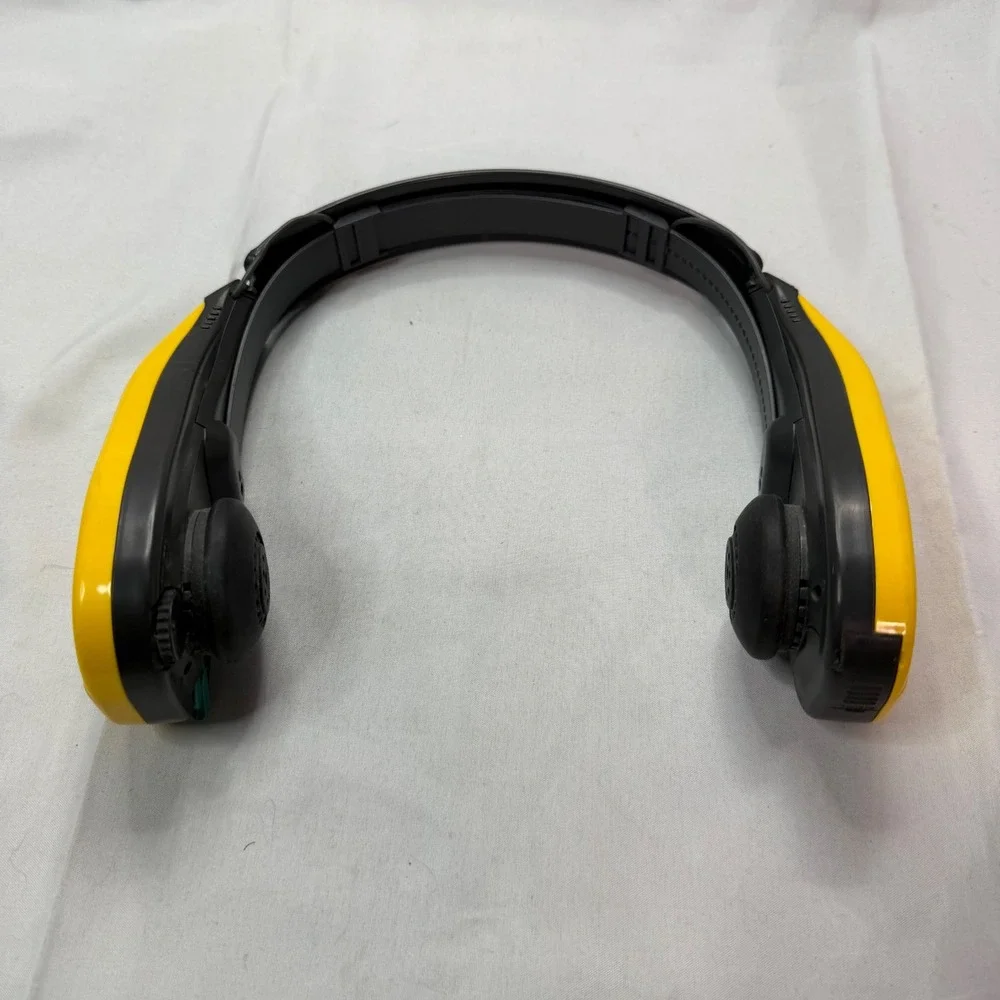 Sony‎ Sports SRF-M50 FM Stereo Receiver Headphones Yellow Vintage Radio Walkman